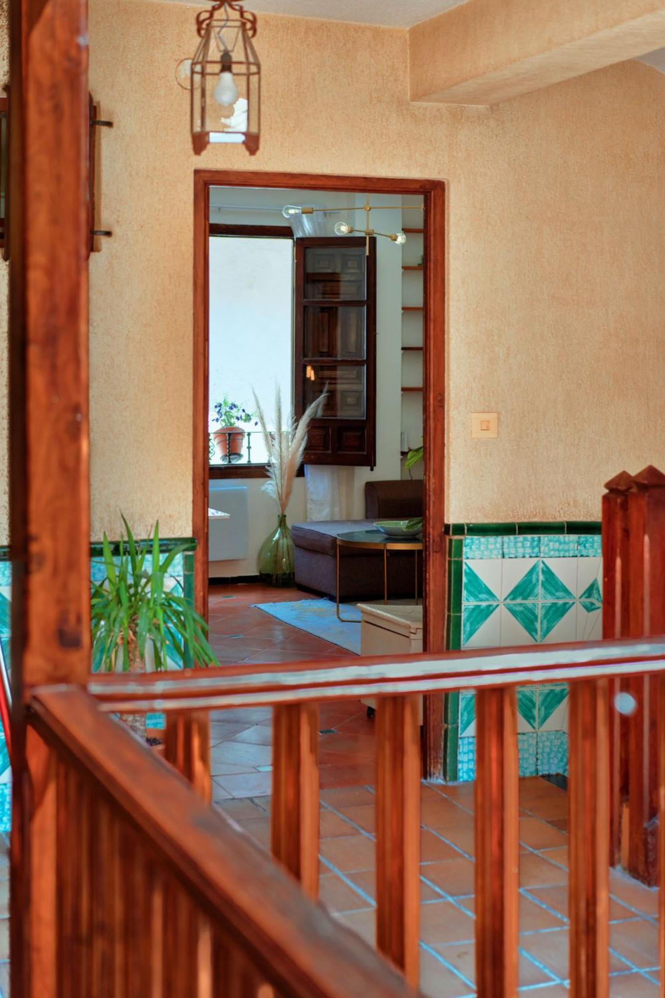 Anali - Hostatel Apartment Granada Bagian luar foto