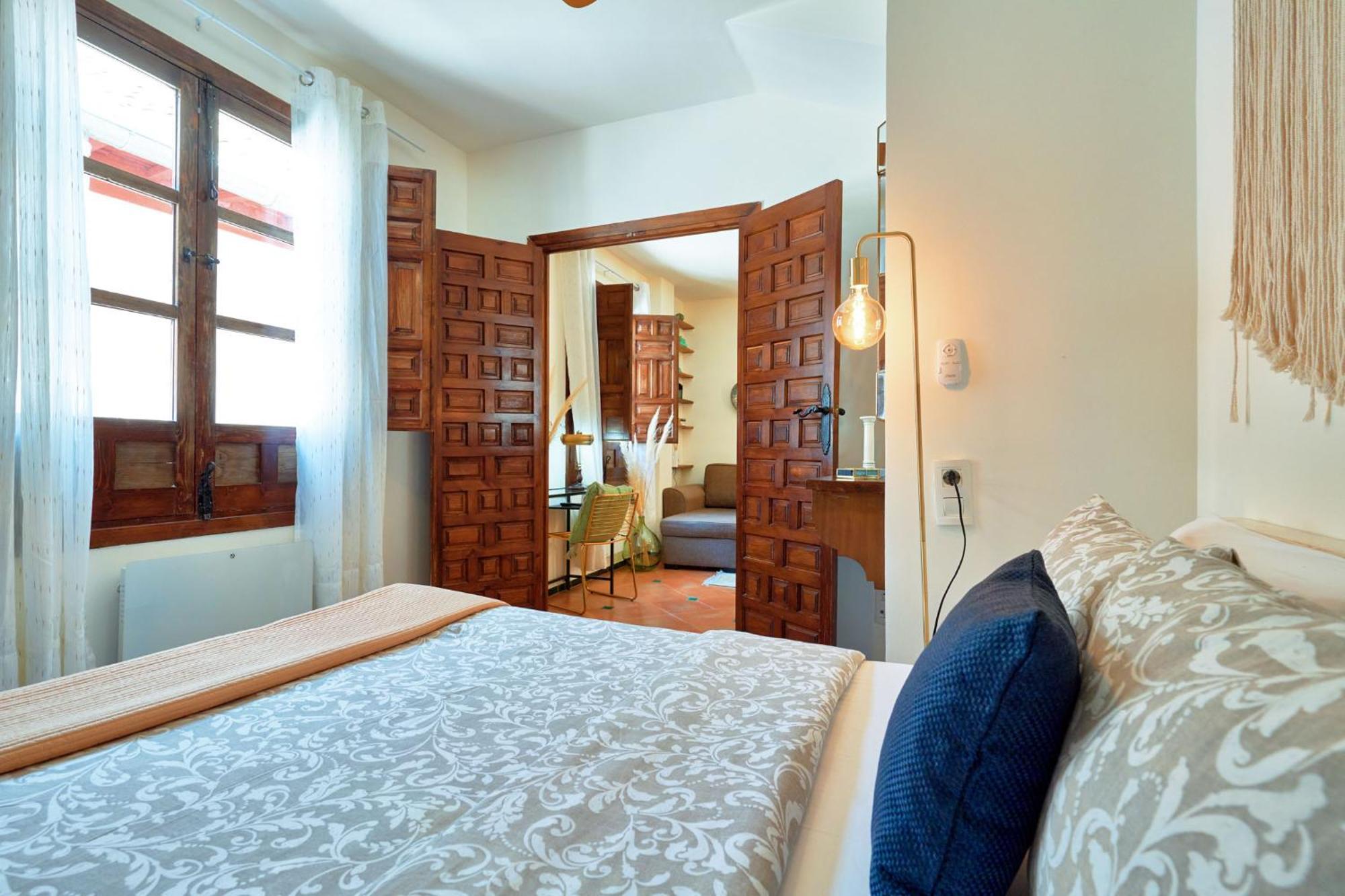 Anali - Hostatel Apartment Granada Bagian luar foto