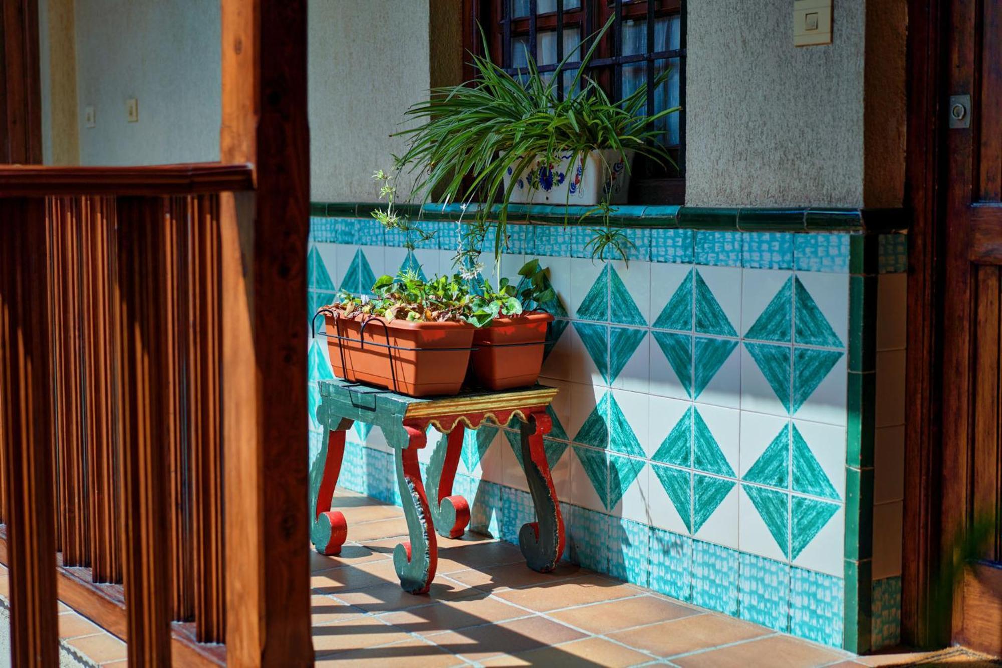 Anali - Hostatel Apartment Granada Bagian luar foto